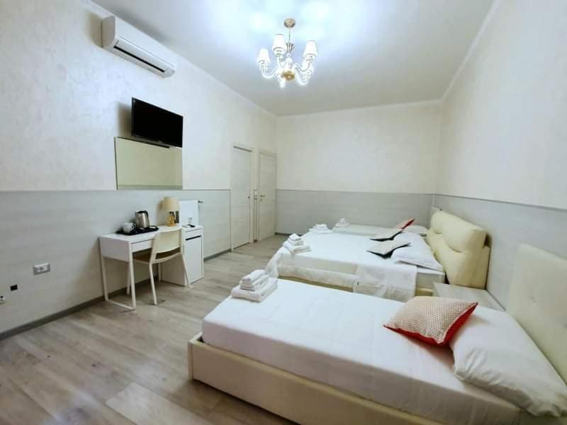 Oscar Suite Home Рим Екстериор снимка